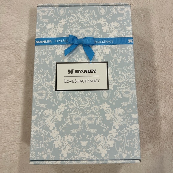 Stanley Love Shack Fancy 40oz Tumbler Toscana Toile Alpine Blue Cup - Picture 5 of 6